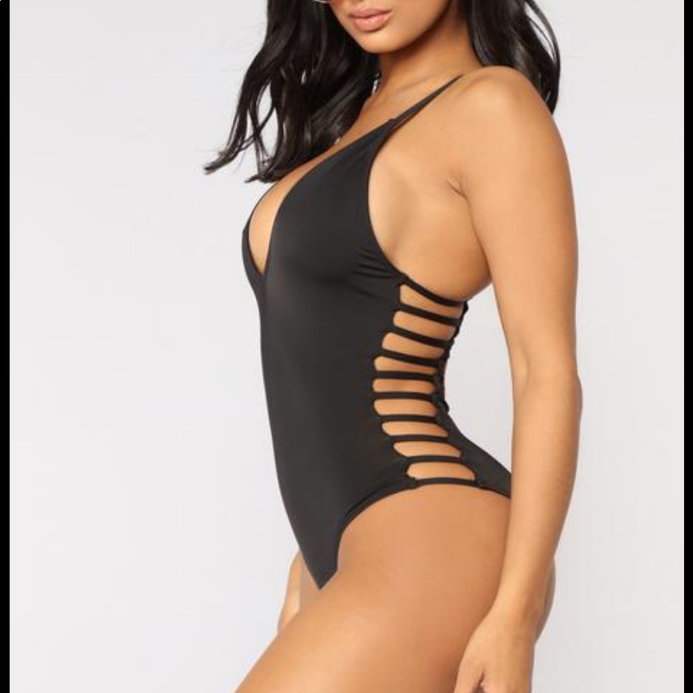 NWT Fashion Nova Snake Bite Swimsuit